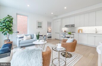 1761 P St NW in Washington, DC - Building Photo - Building Photo
