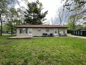 2608 Dale Dr, Unit B in Champaign, IL - Building Photo - Building Photo