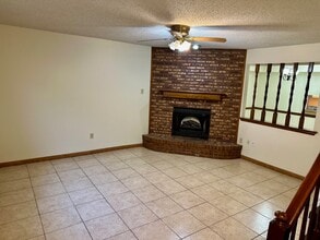 2463 Idaho Ave in Kenner, LA - Building Photo - Building Photo