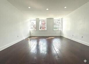 West 122nd Street in New York, NY - Building Photo - Building Photo