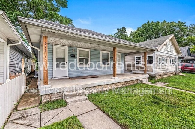 property at 972 Edgemont Ave