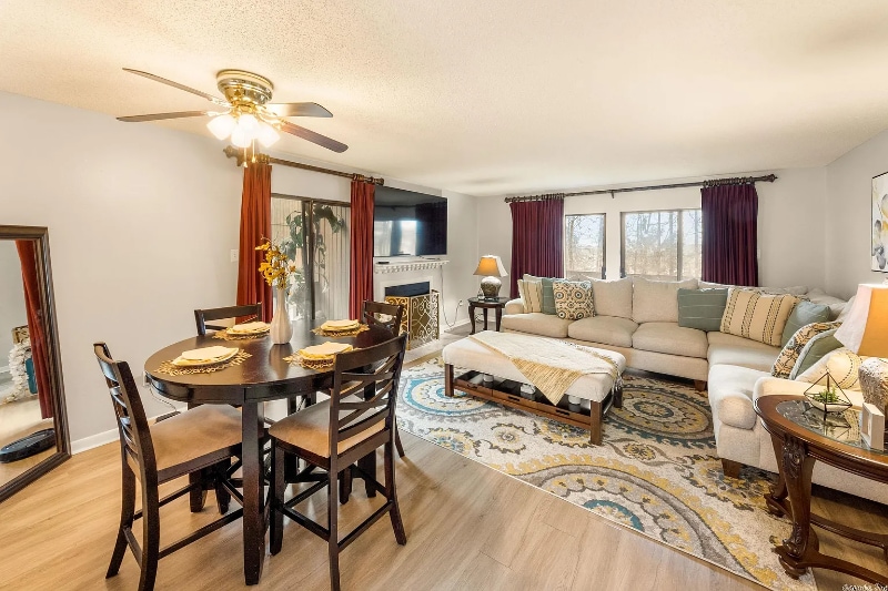 504 Green Mountain Cir in Little Rock, AR - Foto de edificio