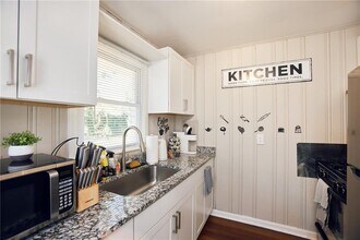 2109 Newman St in Atlanta, GA - Building Photo - Building Photo