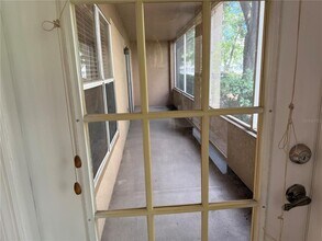 664 Arbor Lake Ln in Tampa, FL - Building Photo - Building Photo