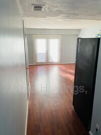 402 Britnie Ct photo'