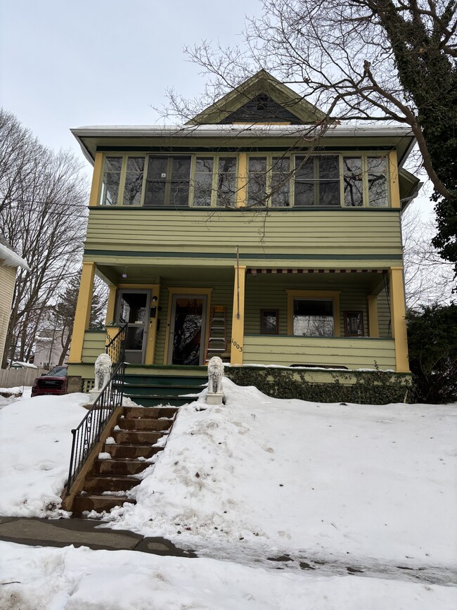 1003 Catherine St in Meadville, PA - Foto de edificio - Building Photo