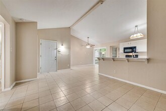 9536 Gonzales Dr in Dallas, TX - Building Photo - Building Photo