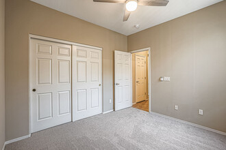 15437 W Ventura St in Surprise, AZ - Building Photo - Building Photo