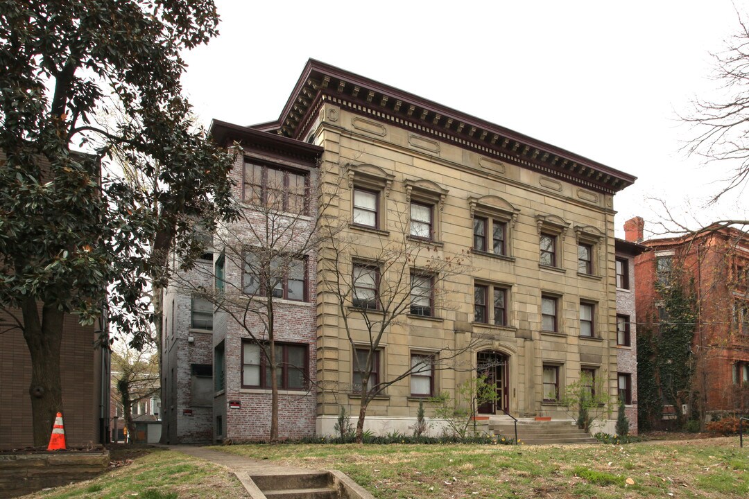 408 W Ormsby Ave in Louisville, KY - Foto de edificio