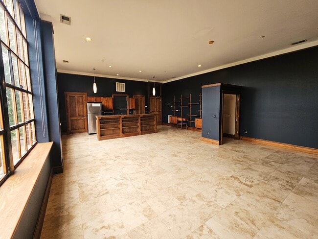 property at 1000 E M L King Blvd