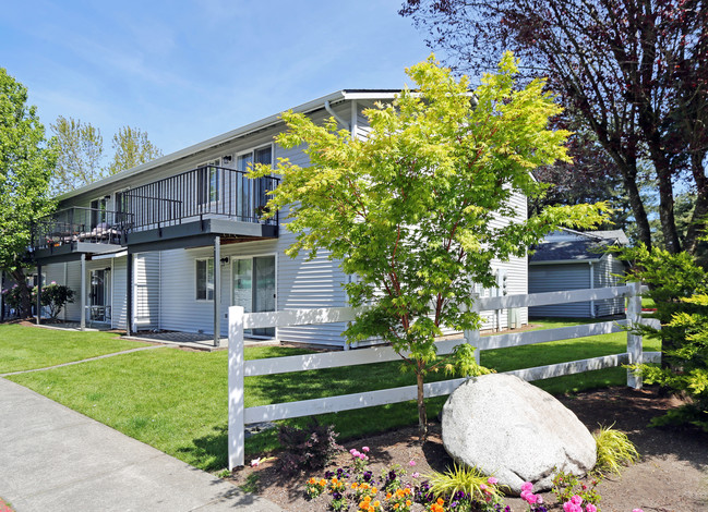 Maple Crossing in Maple Valley, WA - Foto de edificio - Building Photo