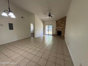 4255 Windergate Dr in Jacksonville, FL - Building Photo - Building Photo