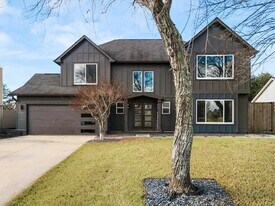 425 Mikasa Dr in Alpharetta, GA - Building Photo