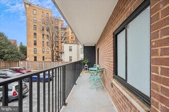 1816 New Hampshire Ave NW in Washington, DC - Building Photo - Building Photo