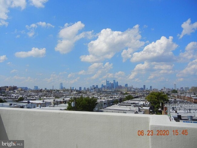 2700 S 10th St in Philadelphia, PA - Building Photo - Building Photo