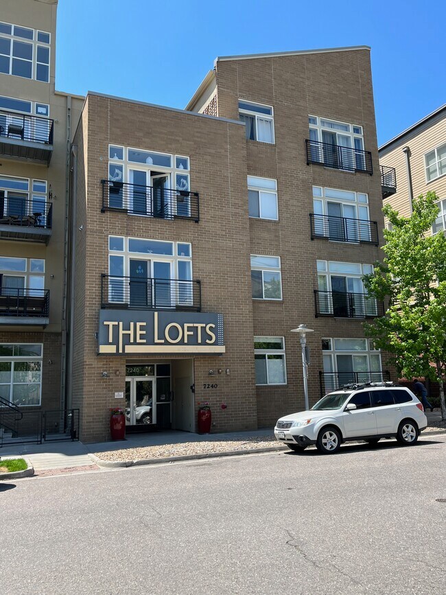 7240 W Custer Ave Rentals in Lakewood, CO