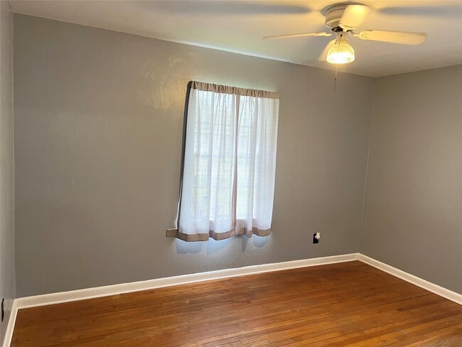 property at 411 Elaine St