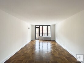 EAST 35 STREET in New York, NY - Building Photo