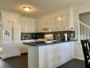 3409 W Hampton Pointe Dr in Florence, SC - Building Photo - Building Photo