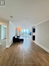 4900 Glen Erin Dr in Mississauga, ON - Building Photo - Building Photo