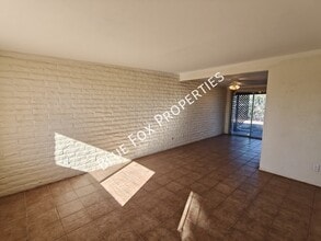 3755 S Amos Pl in Tucson, AZ - Building Photo - Building Photo