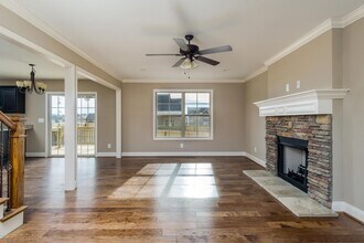 3444 Bradfield Dr in Clarksville, TN - Building Photo - Building Photo