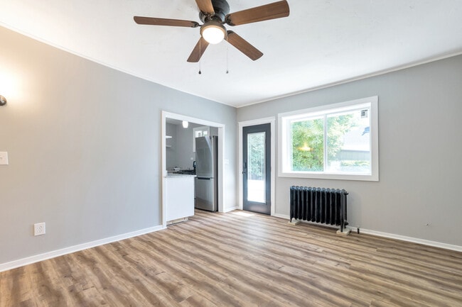 property at 2634 Quincy Ave