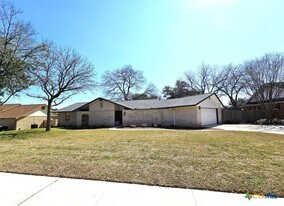 118 Richardson Dr in Schertz, TX - Building Photo