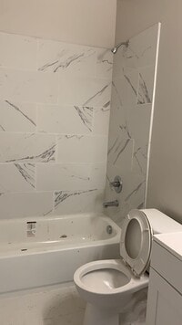 226 McCormick Plz, Unit 1