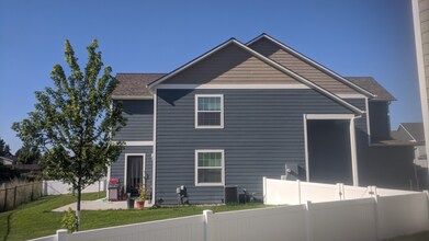 42 Muskrat Dr in Kalispell, MT - Building Photo - Building Photo