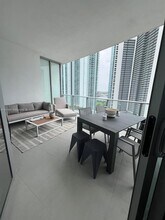 851 NE 1st Ave, Unit 2309 in Miami, FL - Building Photo - Building Photo