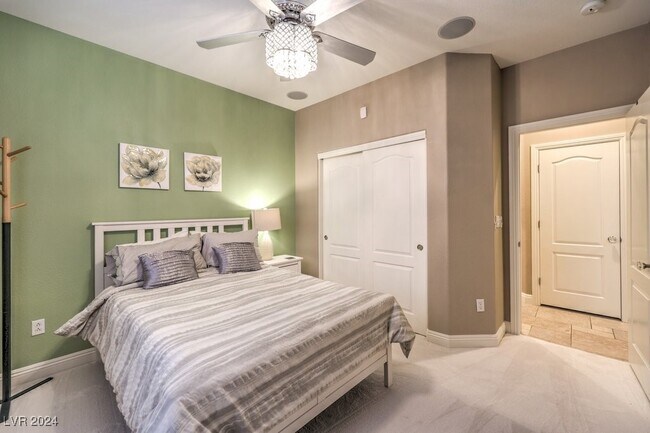 property at 525 Copper View St