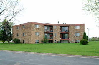 Brookside Manor Apartments in Minneapolis, MN - Building Photo - Building Photo