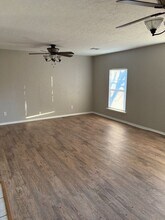 203 Maple St in Elgin, OK - Building Photo - Building Photo