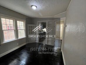 420 Delaware Ave in Dayton, OH - Building Photo - Building Photo