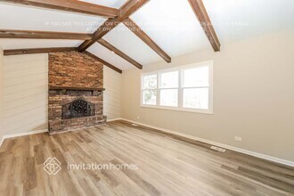 1212 Lehnertz Cir in Aurora, IL - Building Photo - Building Photo