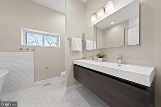 1839 D St NE in Washington, DC - Building Photo - Building Photo