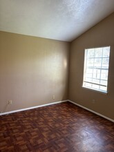 16207 Bowridge Ln in Houston, TX - Building Photo - Building Photo