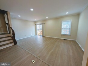 7255 Worsley Way in Alexandria, VA - Building Photo - Building Photo