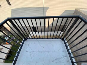 176 Avenue F in Bayonne, NJ - Building Photo - Building Photo