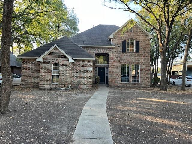 1004 Abbots Ln in Denton, TX - Building Photo