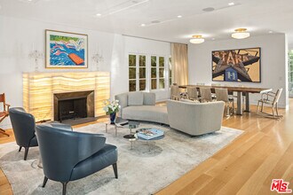 165 Mabery Rd in Santa Monica, CA - Building Photo - Building Photo