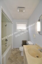 319 Front St in Dupont, PA - Building Photo - Building Photo