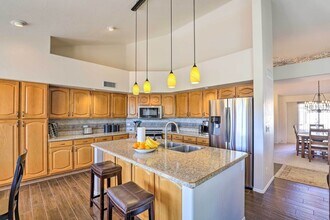 10800 N Eagle Eye Pl in Tucson, AZ - Building Photo - Building Photo