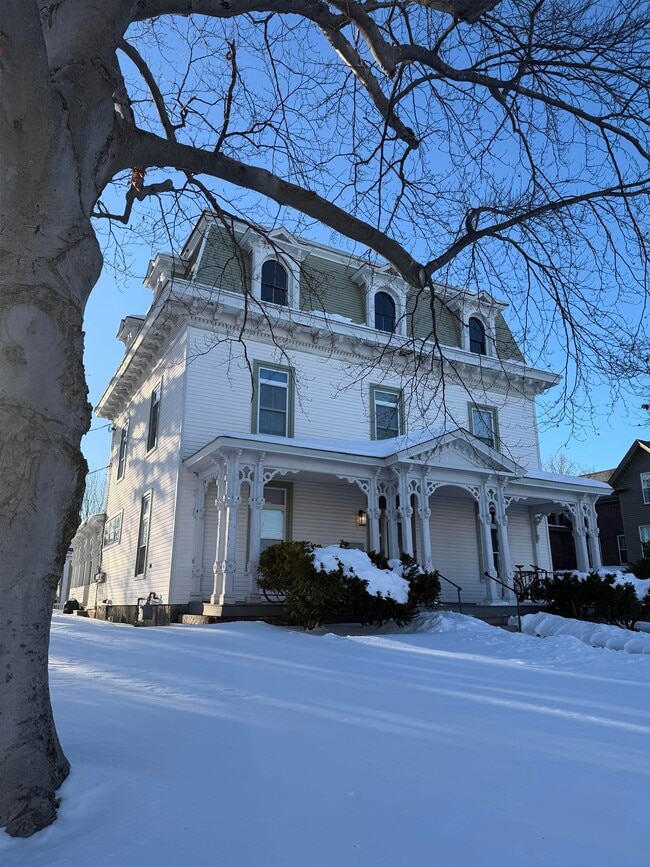 31 Merrimack St in Concord, NH - Building Photo - Building Photo