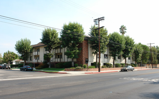 5206 Norwich Ave in Sherman Oaks, CA - Building Photo - Building Photo