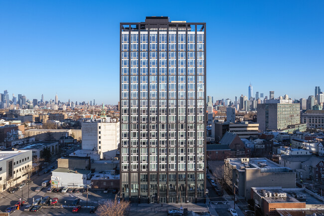 CMPND Luxury Apartments in Jersey City, NJ - Foto de edificio - Building Photo