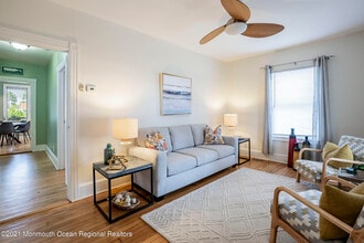 132 Sampson Pl in Long Branch, NJ - Building Photo - Building Photo
