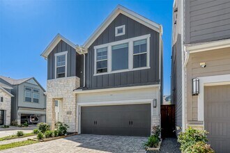 10915 Brambling Wood Dr in Houston, TX - Building Photo - Building Photo