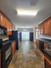 7511 Kayla Dr in Hahira, GA - Building Photo - Building Photo